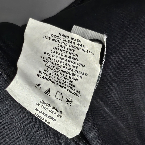 Womens Miraclesuit 68052 Black Floral One Piece Swimsuit Bathing Suit Size 14 - Picture 7 of 7